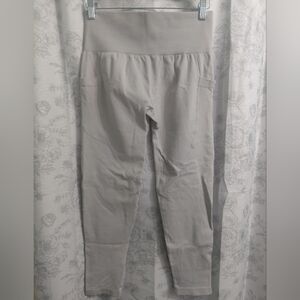 Halara Butt Lifting Compression Leggings